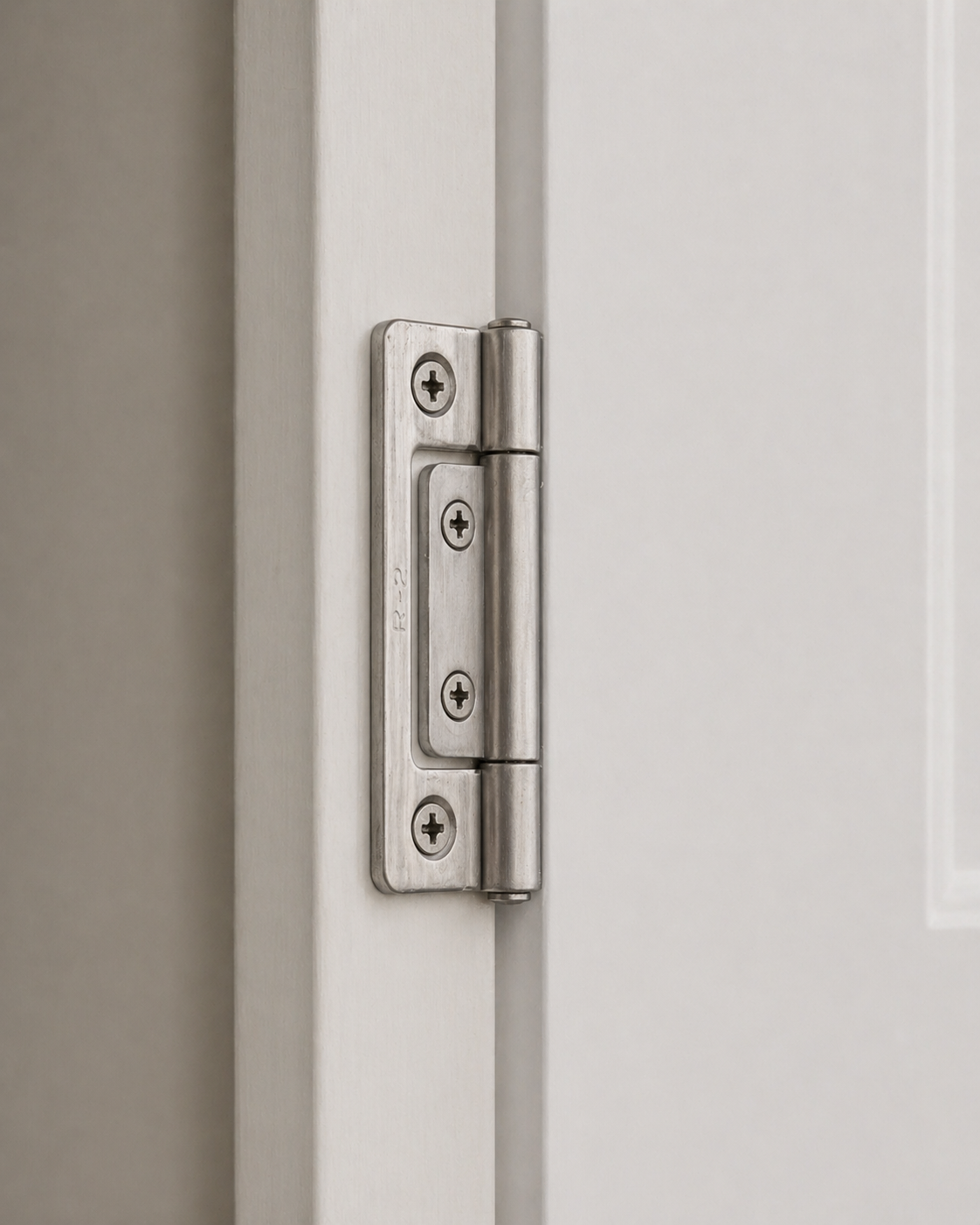 Hirline Hinge.